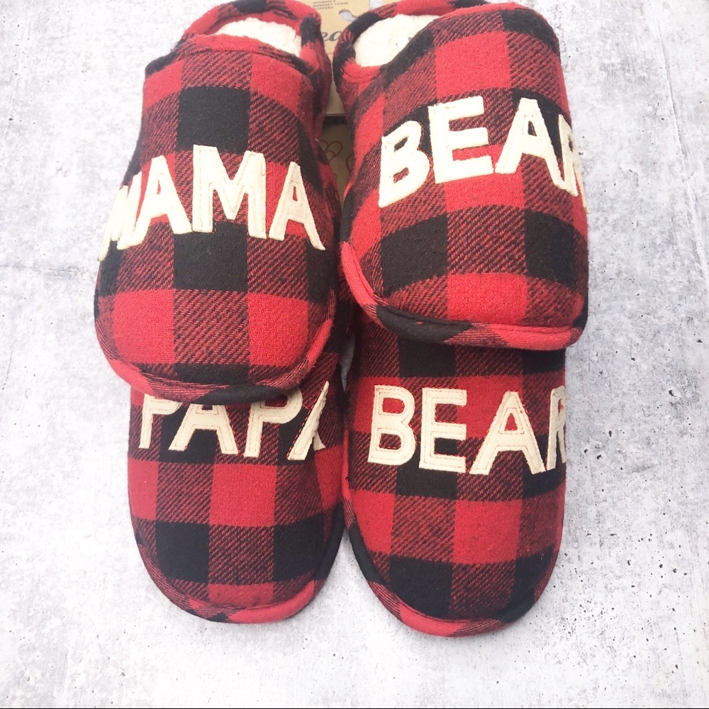 SOLD-Dearfoams Plaid Slippers Bundle Men Women - Picture 1 of 6